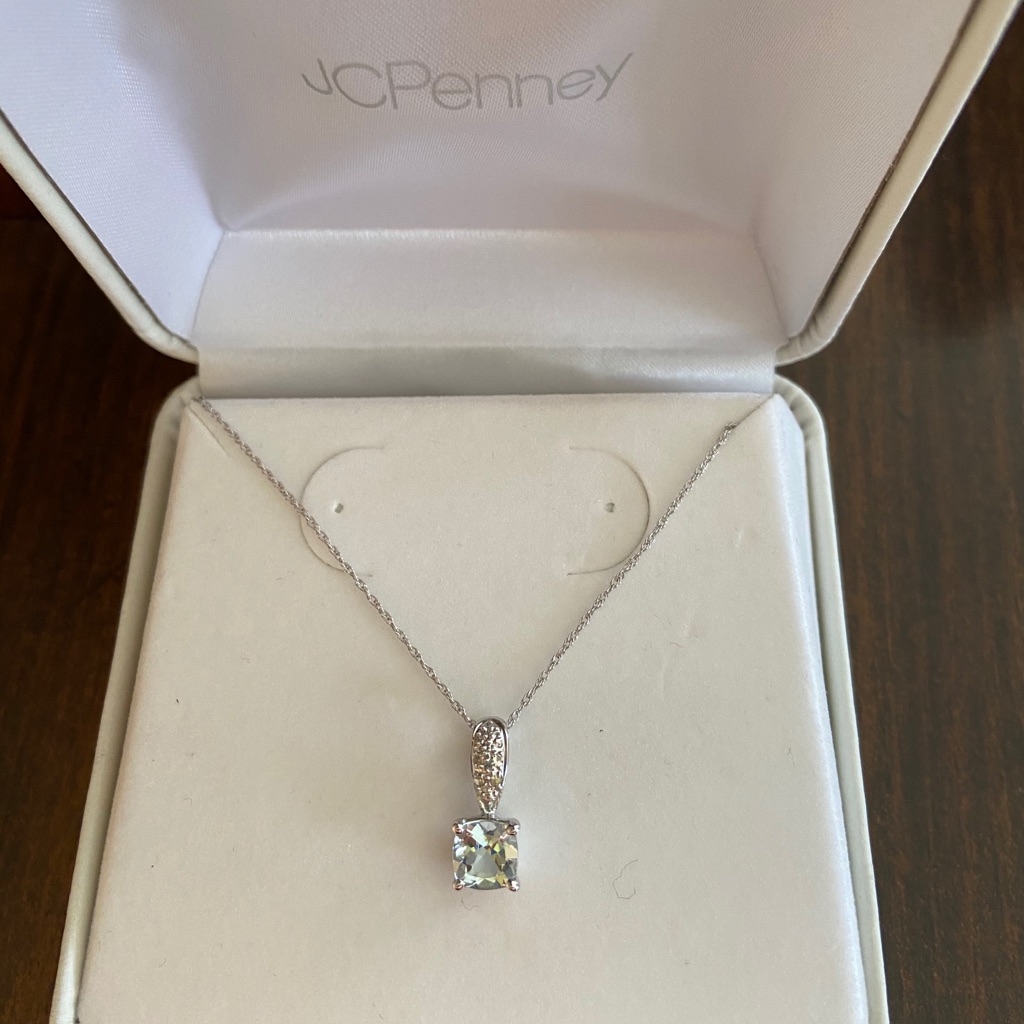 Nwt 10k Aquamarine/Diamond Pendant Necklace